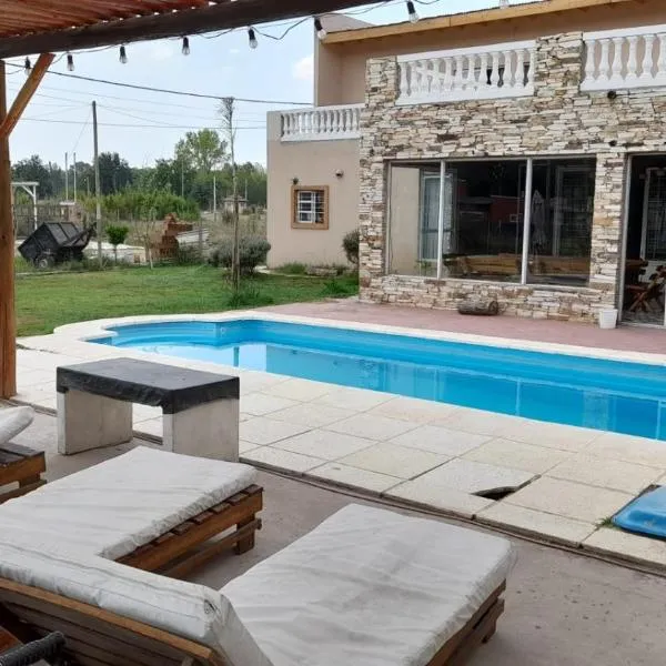 Quinta barrio cerrado pileta tranquilidad naturaleza, hotel en Francisco Álvarez