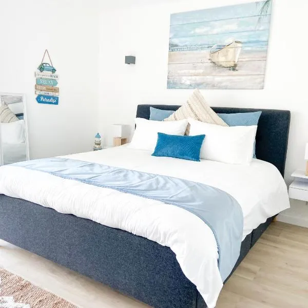 Carvoeiro Beach House, hotel i Carvoeiro