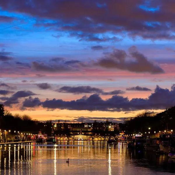 Parisian Romance Retreat