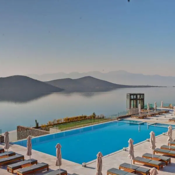 Royal Marmin Bay Boutique & Art Hotel, hotel v destinaci Elounda