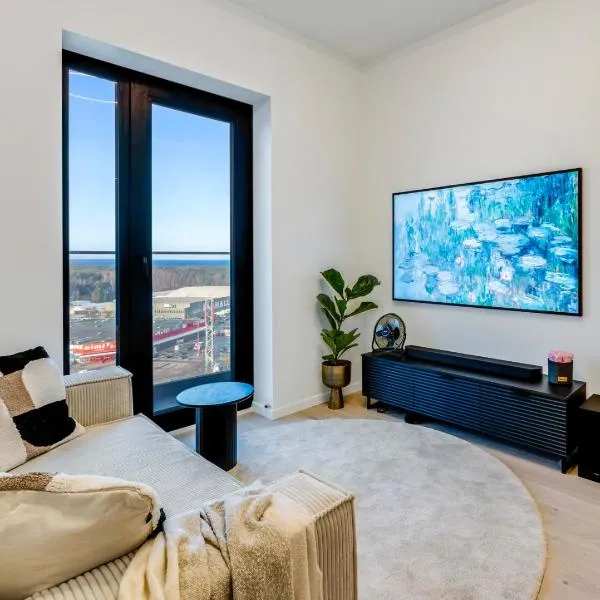 Sea view 16 floor premium apartment, hotel in Tallinn