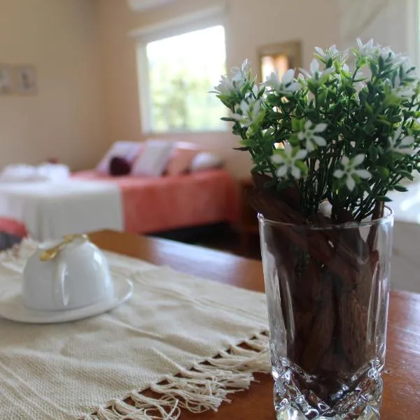 Chales Maria Flor, hotel v destinaci Gonçalves