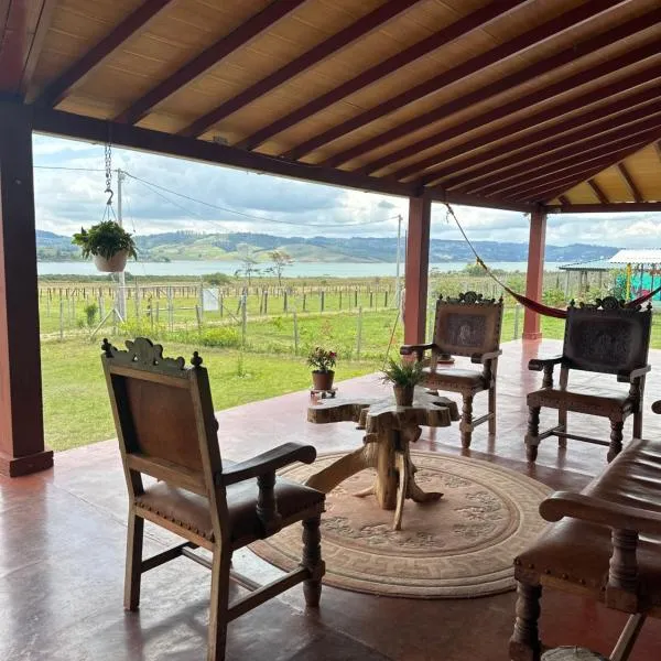 Casa Campestre Lago Calima, hotel v destinaci Calima