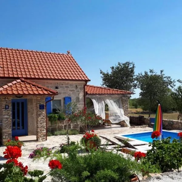 Holiday Home Toma, hotel di Puljane