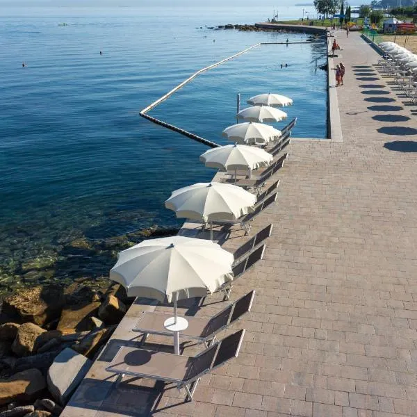 Lazar TERRACE Apartment, hotel in Izola
