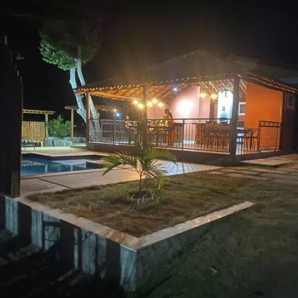 Village Serra Azul, hótel í Itaitu