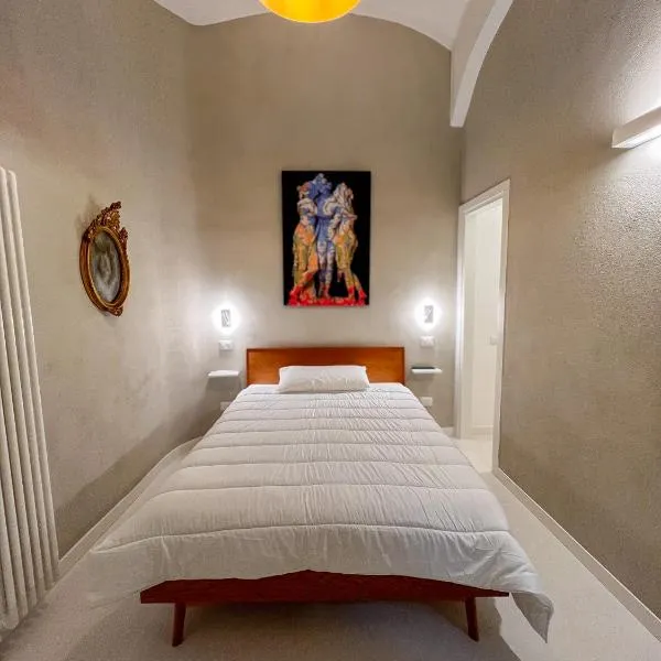 Bed & Breakfast SpaccaNapoli 56, hotel in Naples