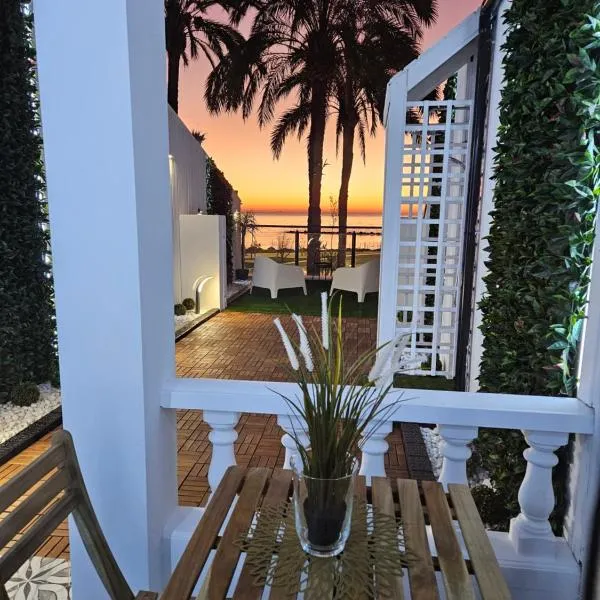 HOSTAL LUXURY NIT I DIA, hotel Alteában