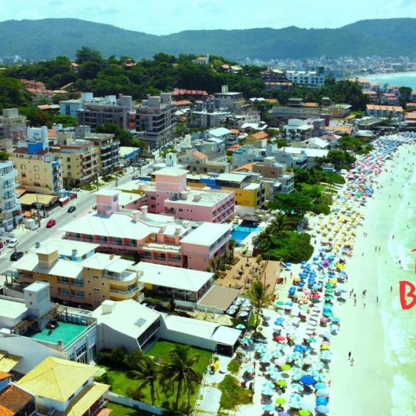 1025 Ampla cobertura duplex na Praia de Bombinhas 50mts do mar