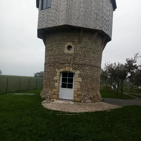 Le vieux Moulin de Pierre, hotel in Bazenville