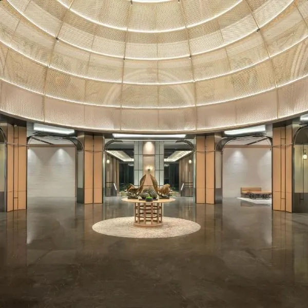 Four Points by Sheraton Yangjiang City Center, hotel in Yangjiang