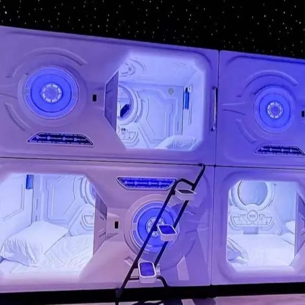 Limin Hostel Capsules, hotel ve Valencii