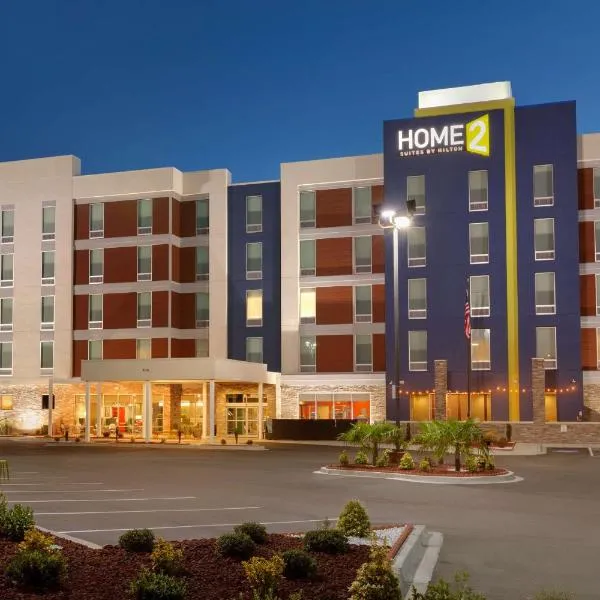 Home2Suites by Hilton Florence, hotel din Florence