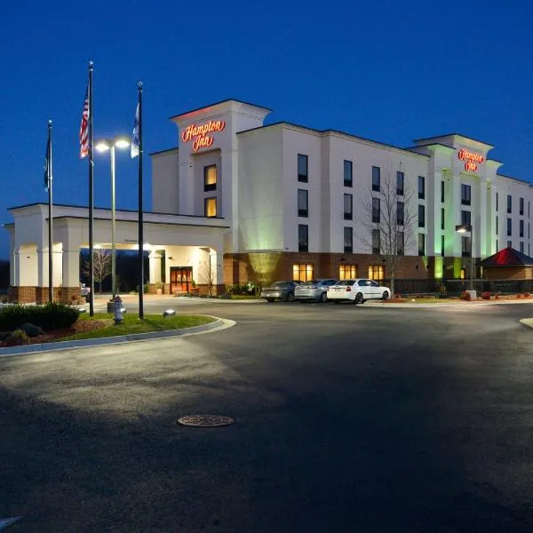 Hampton Inn Farmville, hotel di Burkeville