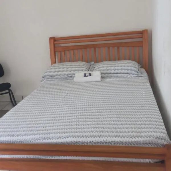 Hospedaria São Paulo - Quartos com WC Exclusivo, hotel in Recife