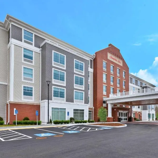 Hampton Inn Cape Cod Canal, hotel v destinaci Buzzards Bay