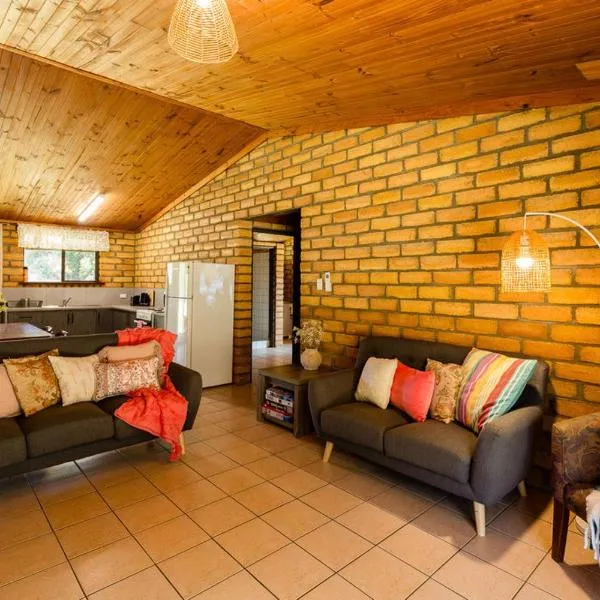 Turner Brook, hotel ad Augusta