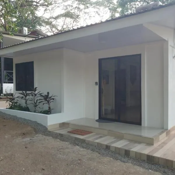 Cabañas Mantas, hotel v destinaci Tárcoles