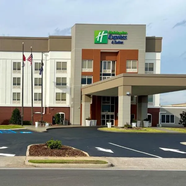 Holiday Inn Express & Suites - Tuscaloosa-University, an IHG Hotel, khách sạn ở Stokes