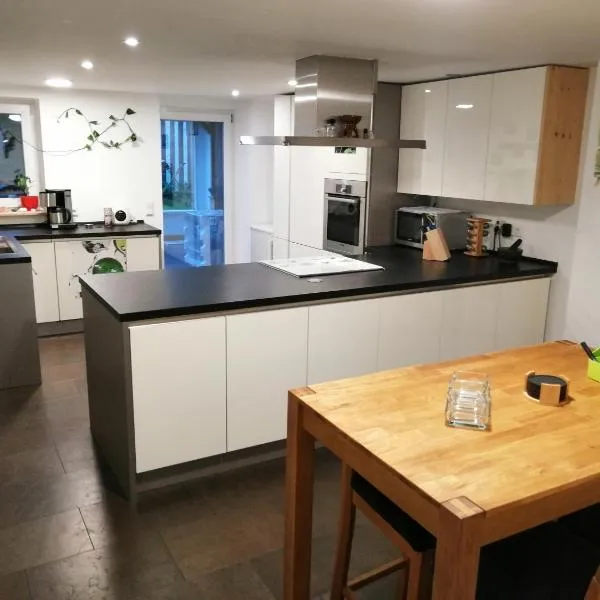 Ferienwohnung Hecht - Biketrail Fun & Relaxing，沃爾夫埃格的飯店