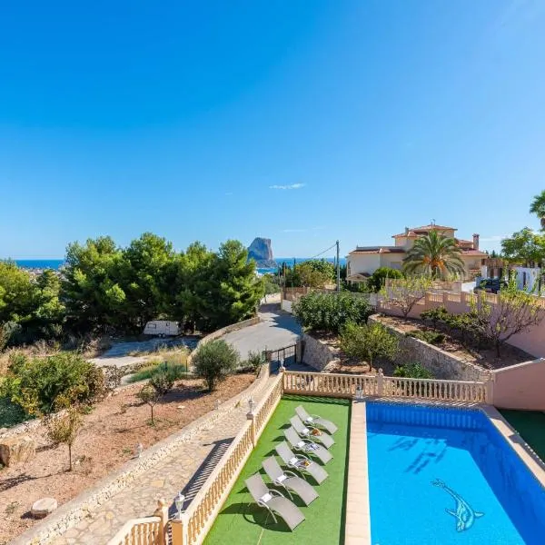 Villa Amanda - PlusHolidays, hotel in Calpe