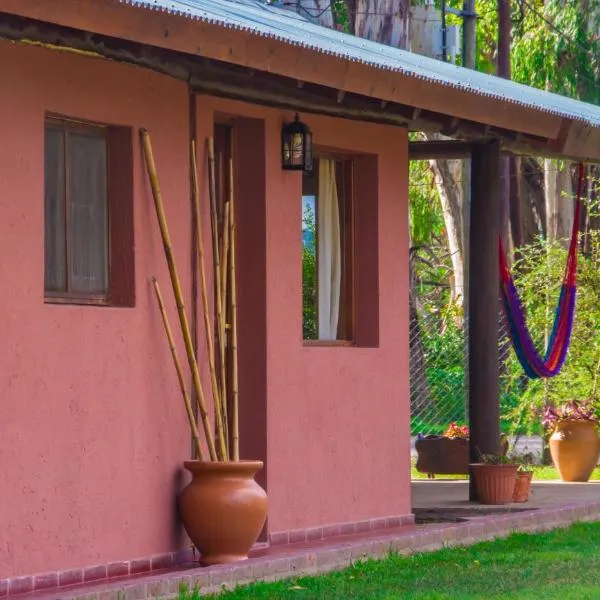 La Casona Cabañas, hotel in Villa Los Molinos