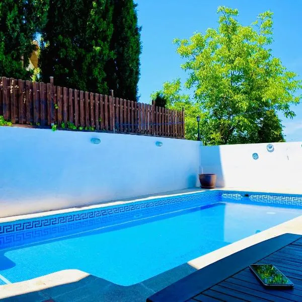Casa Rural Mirador Del Olivar, hotel v destinaci Gójar