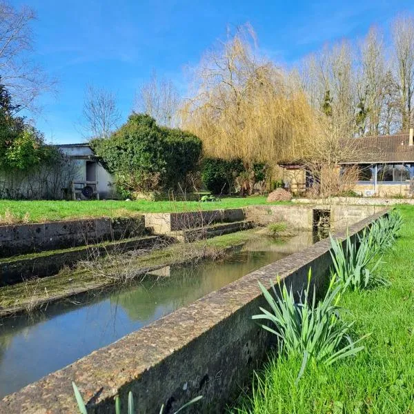 Gîte du Pont de Tancelle, hotel v destinaci Préaux