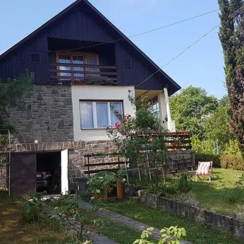 Panoráma Vendégház Dunabogdány, hotel in Visegrád