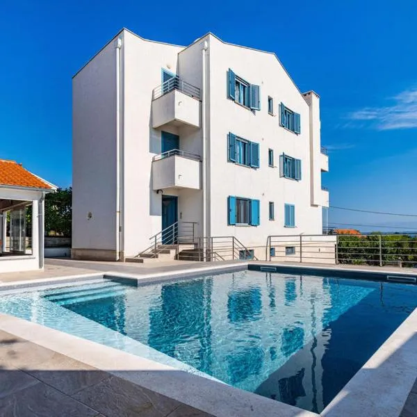 Villa Dee Ugljan - Sea 80 m, hotel v destinaci Lukoran