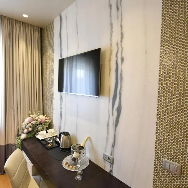 Luxury Rooms Fortuna – hotel w Splicie