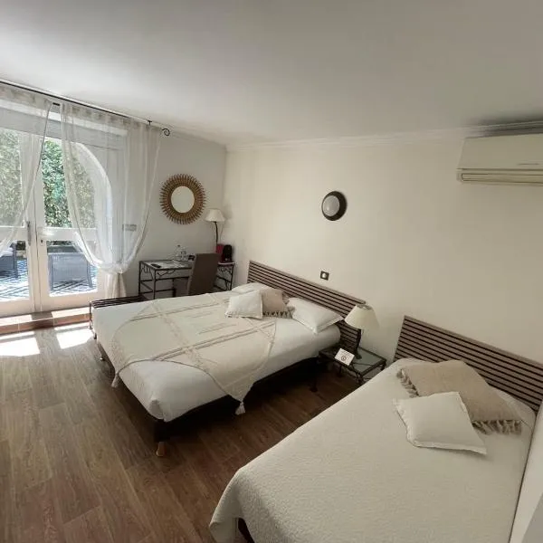 ホテル ユリーズ モンペリエ サントル（Hôtel Ulysse Montpellier Centre）、モンペリエのホテル