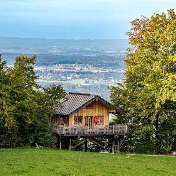 Baumhaus Samerberg, hotel en Samerberg