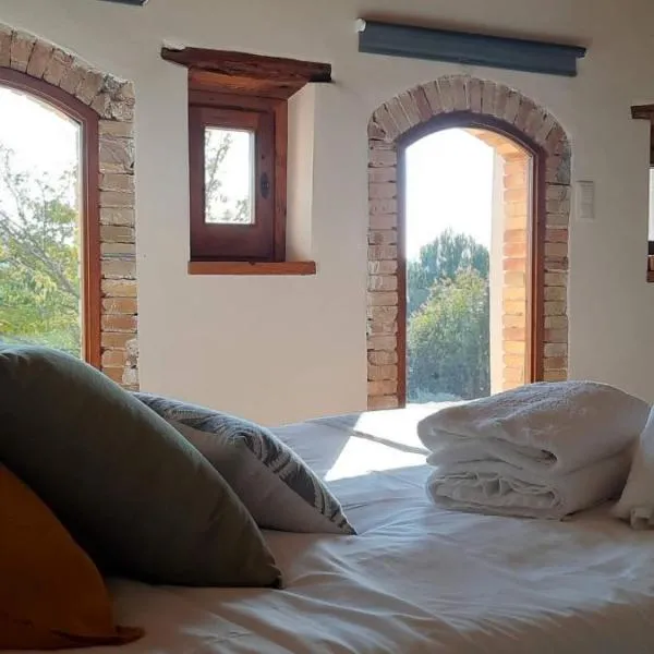 Viesnīca Casa rural Masia Les Apieres. pilsētā El Pla de Manlleu