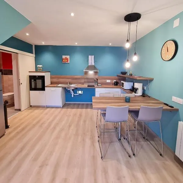 Gîte de Plain-Pied avec Confort Moderne, Nature et Loisirs à Proximité - FR-1-584-184, hotel in Lironville