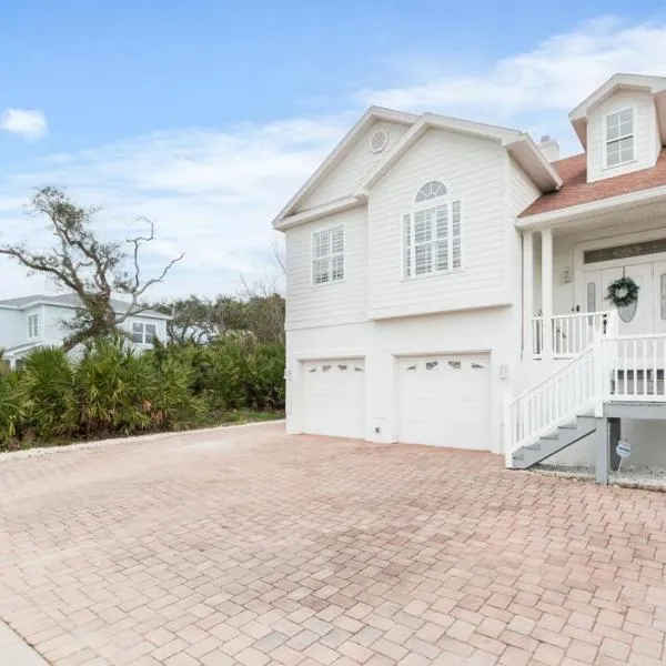 4BR house, 2 blocks from the beach, hotel in St. Augustine