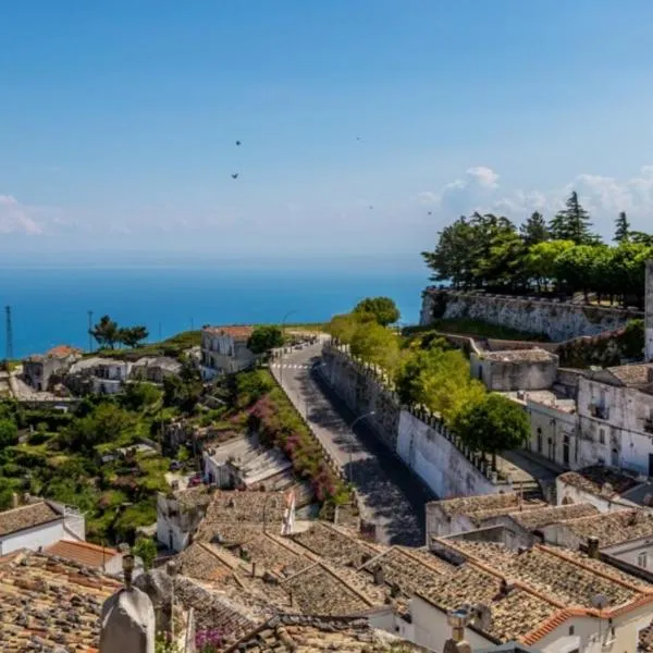 Casa MaLù 15 Cin I T 0 7 1 0 3 3 B 4 0 0 0 8 8 3 3 2, hotel v destinaci Monte SantʼAngelo