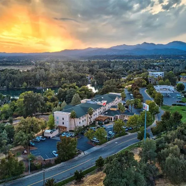 Viesnīca Hilton Garden Inn Redding pilsētā Reddinga