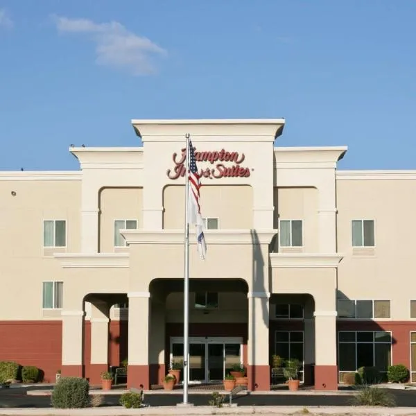 Hampton Inn & Suites Hobbs, hotel en Air Base City