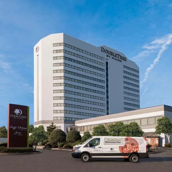 DoubleTree by Hilton Fort Lee/George Washington Bridge, hotel en Hackensack