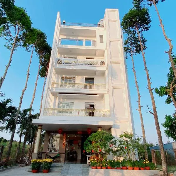 Nhà Nghỉ Hoàng Khanh, hotel in Cờ Ðỏ