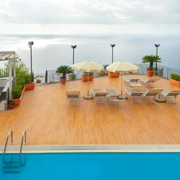 Villa Magnifico, hotel en Furore