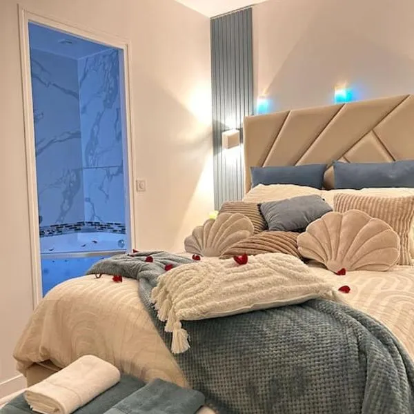Luxueux Appartement Jacuzzi proche de Paris, hotel in La Celle-Saint-Cloud