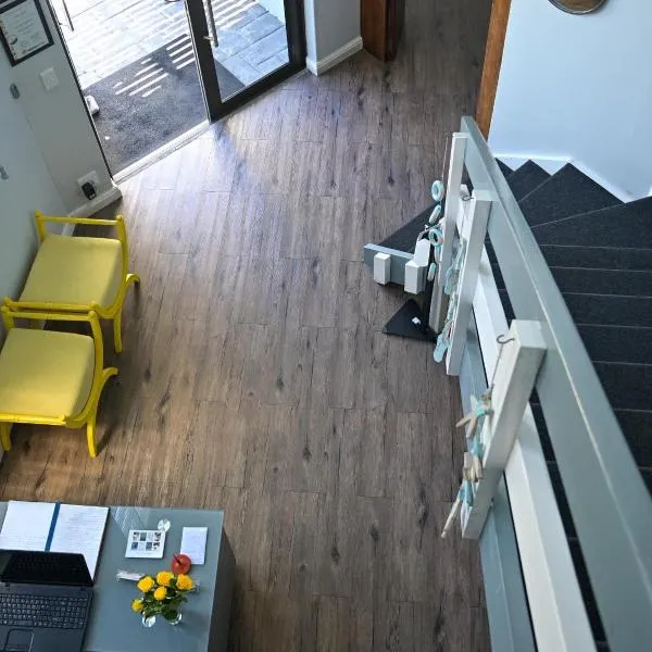 Atlantic Oasis Guest House, מלון בטייבלוויו