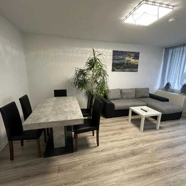 Olis Appartement in Neuss, hotel in Neuss