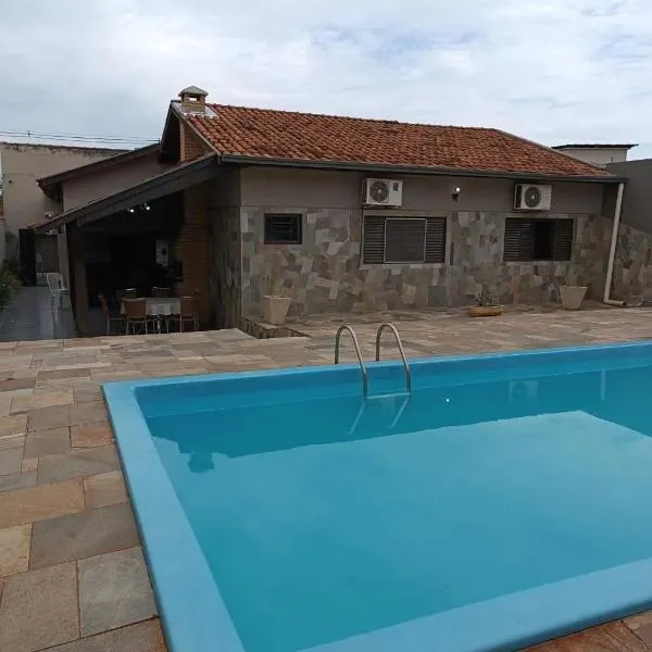 Casa com ótima localização e lazer espetacular., hotel v destinaci São José do Rio Preto
