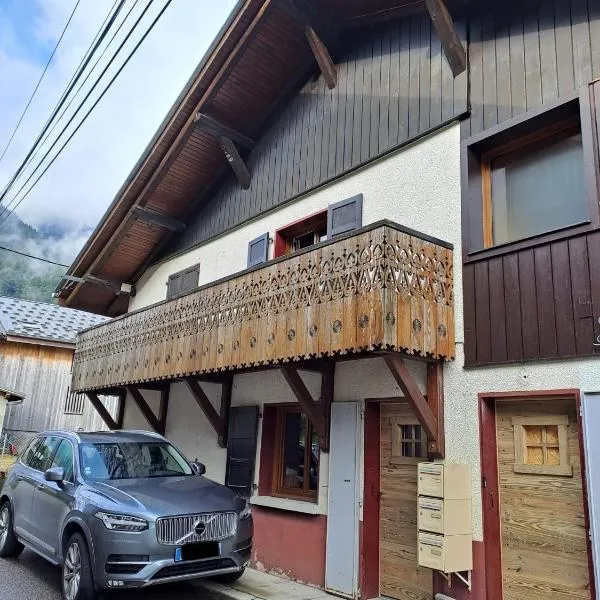 Appartement Le Clos Fleuri 1, hotel v destinaci Sixt
