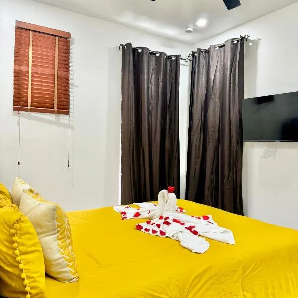 Ocean Pearl - A brand new one bedroom with pool, walkable distance to sunset beach, hotel u gradu NCA