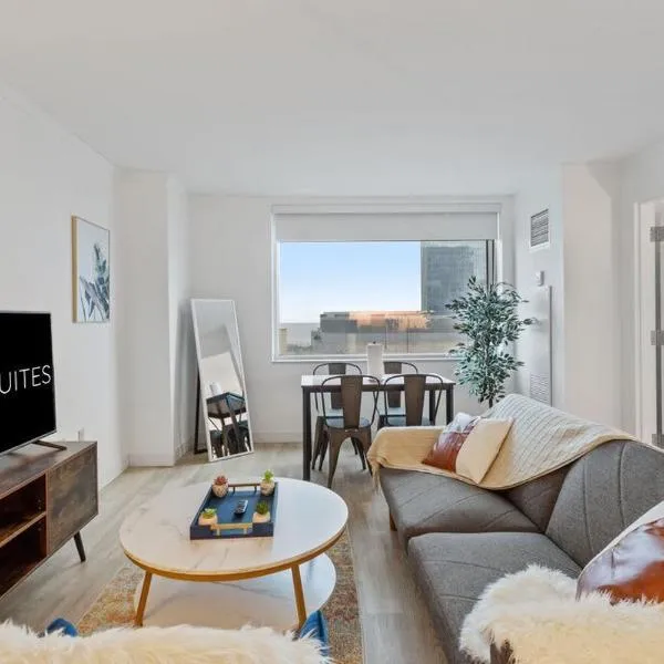 Beachfront 2BR 3BA Condo by CozySuites, hotel v destinaci Atlantic City