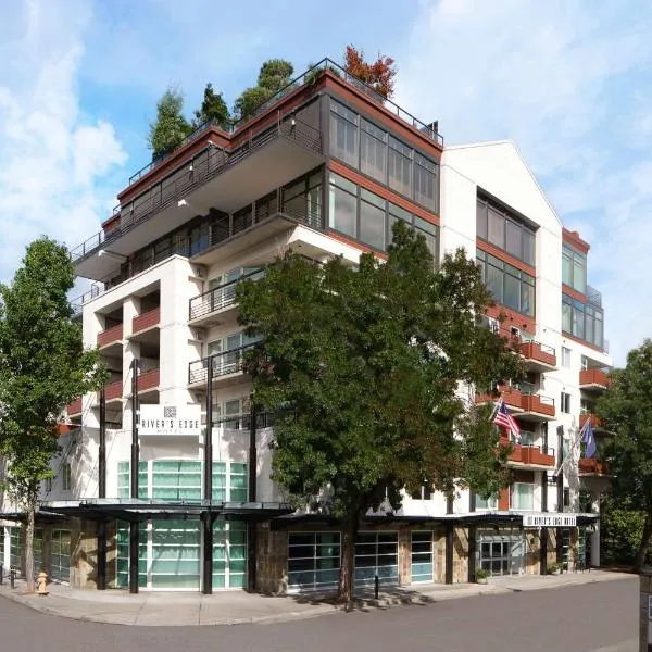 River's Edge Hotel Portland, Tapestry Collection by Hilton, hotel en Portland